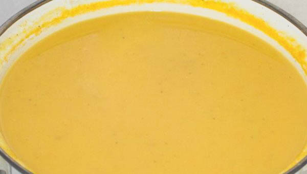 Рецепт домашнего супа-пюре из чечевицы.