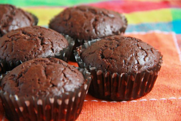 Рецепт приготовления шоколадных кексов в духовке в домашних условиях.